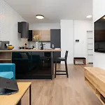 Srodmiescie Muranow With Parking By Renters Apartment Warsaw