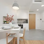 Srodmiescie Muranow With Parking By Renters Apartment Warsaw