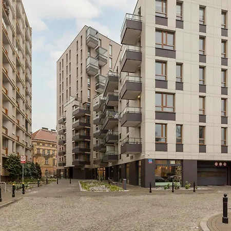 Srodmiescie Muranow With Parking By Renters * Warsaw
