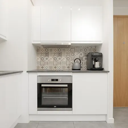 Srodmiescie Muranow With Parking By Renters Apartment Warsaw